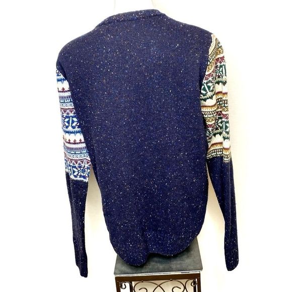 BellField Wool Blend Crew Neck Sweater - Picture 9 of 16